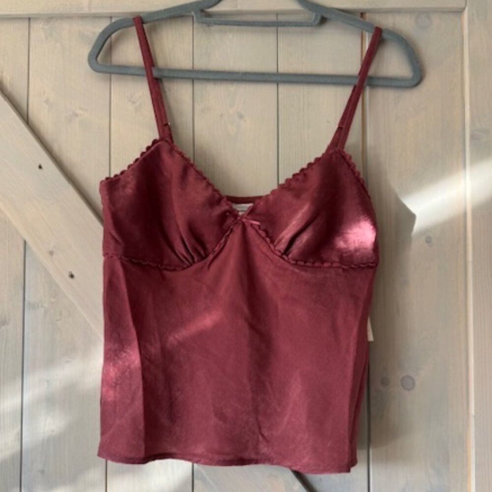 No Boundaries Satin Like Cami Tank Top Womens Sz M NWT Wild Ginger